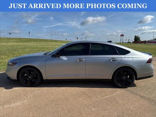 2023 Honda Accord Hybrid Base