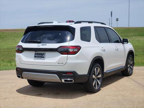 2025 Honda Pilot Elite