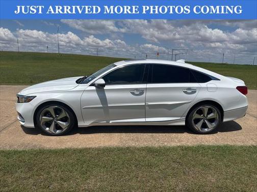 2020 Honda Accord Touring 2.0T