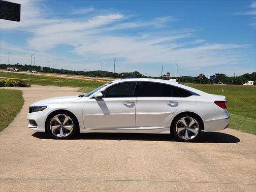 2020 Honda Accord Touring 2.0T
