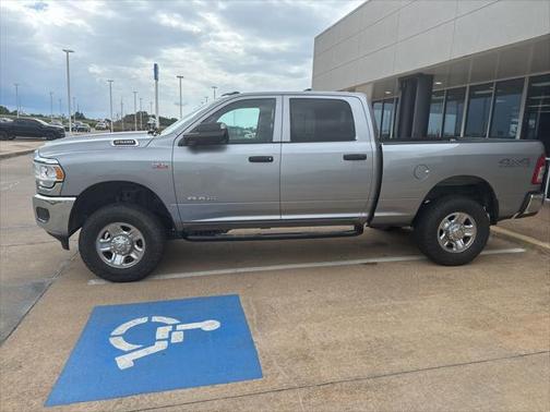 2019 RAM 2500 Tradesman Crew Cab 4x4 6'4' Box