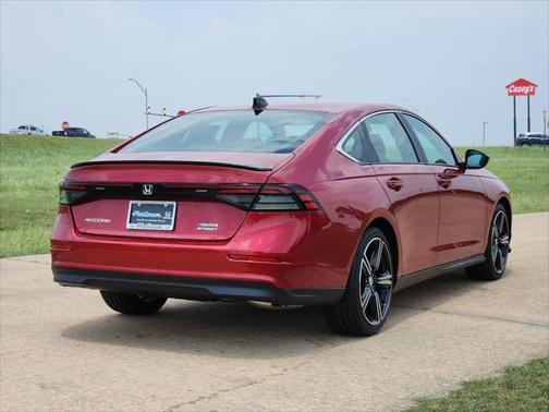 2025 Honda Accord Hybrid Base