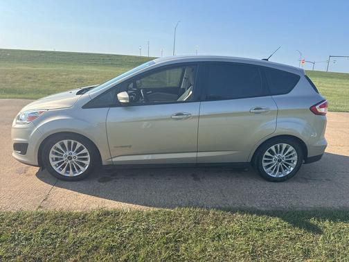 2017 Ford C-Max Hybrid SE