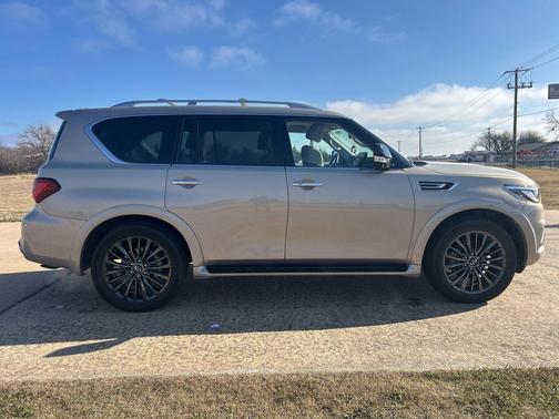 2023 INFINITI QX80 PREMIUM SELECT AWD
