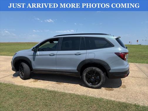 2022 Honda Pilot AWD TrailSport