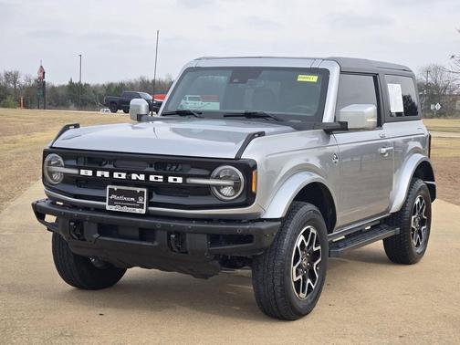 2022 Ford Bronco Outer Banks