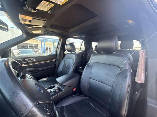 MAGNETIC METALLIC 2017 Ford Explorer Limited