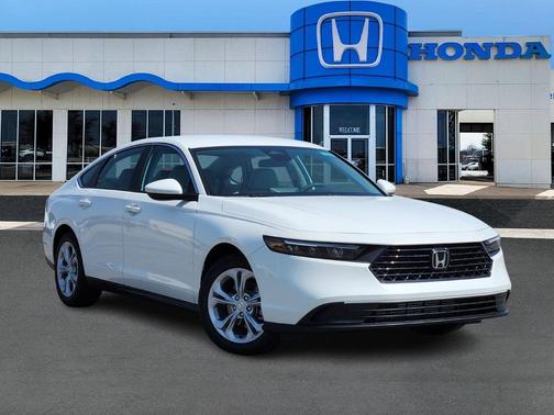 2025 Honda Accord LX 1.5T