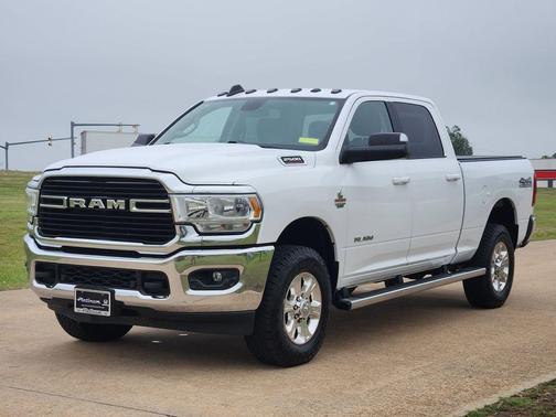 Bright White Clearcoat 2020 RAM 2500 Lone Star Crew Cab 4x4 6'4' Box
