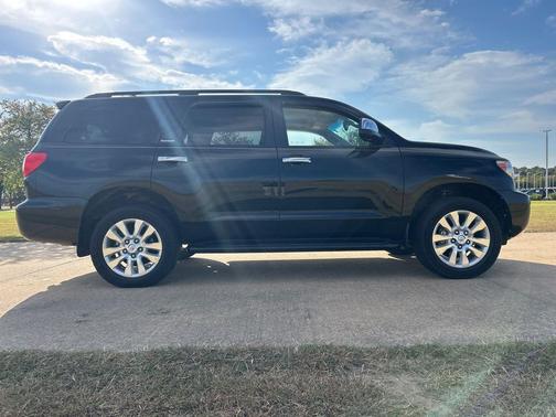 2017 Toyota Sequoia Platinum