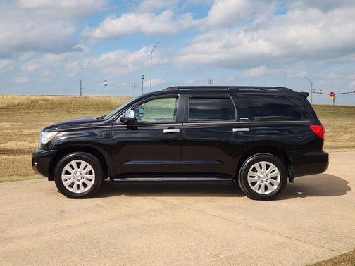 2017 Toyota Sequoia Platinum