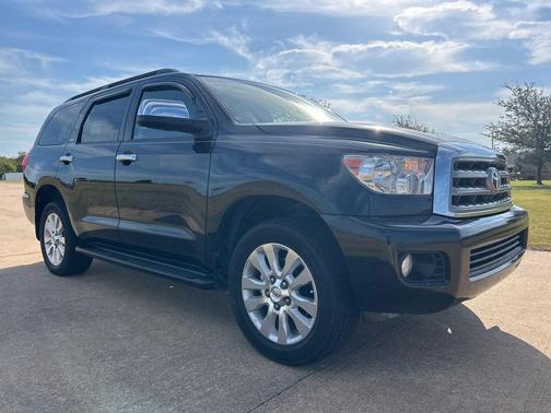 2017 Toyota Sequoia Platinum
