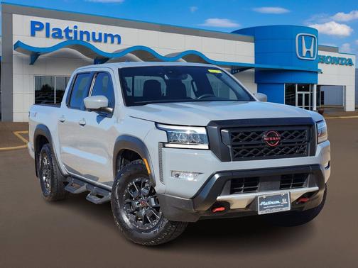 2023 Nissan Frontier PRO-X