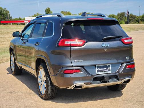 2018 Jeep Cherokee Overland