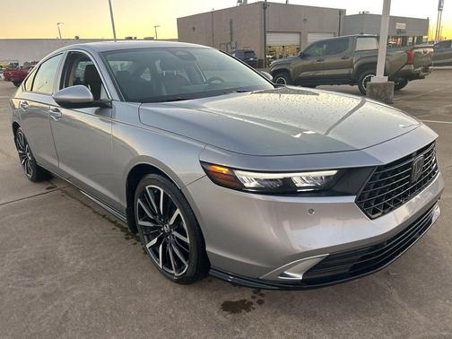 2023 Honda Accord Hybrid Touring