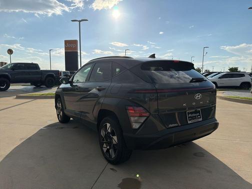 Ecotronic Gray Pearl 2024 Hyundai KONA SEL
