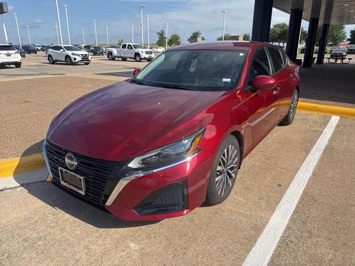 Scarlet Ember Tintcoat 2023 Nissan Altima 2.5 SV
