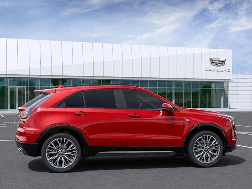 2025 Cadillac XT4 Sport