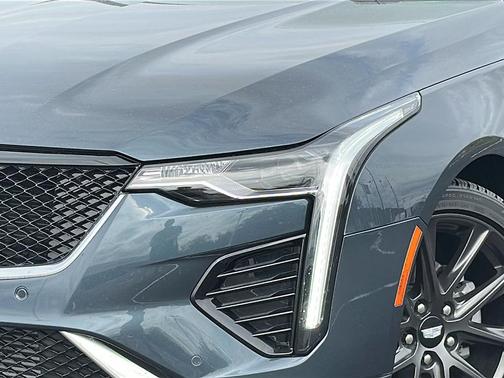 2025 Cadillac CT4 Sport