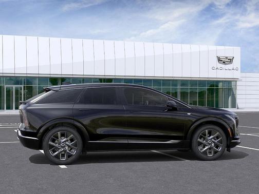 2025 Cadillac OPTIQ Luxury
