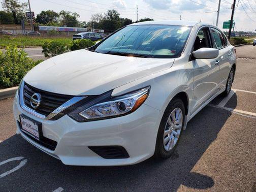 Glacier White 2017 Nissan Altima 2.5 S