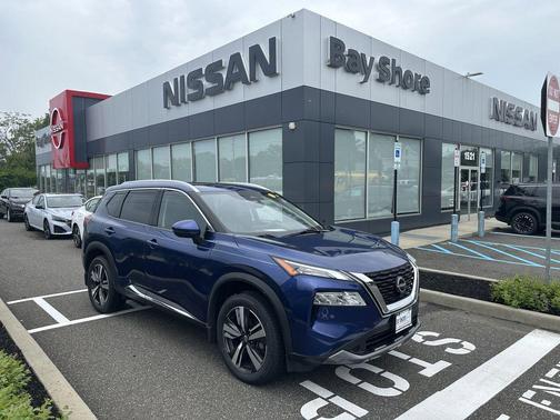 Caspian Blue Metallic 2023 Nissan Rogue SL