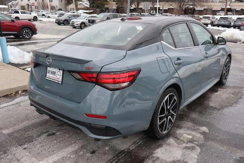 2025 Nissan Sentra SR