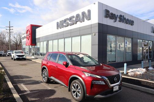 2022 Nissan Rogue SV