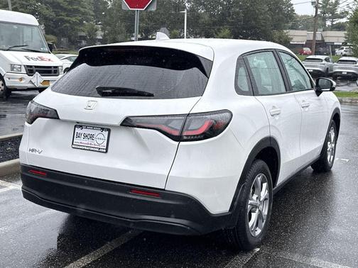 2025 Honda HR-V LX