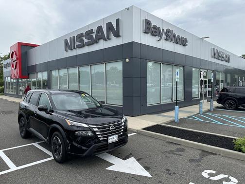 Super Black 2025 Nissan Rogue SV