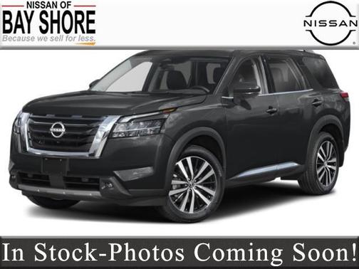 2025 Nissan Pathfinder Platinum 4WD