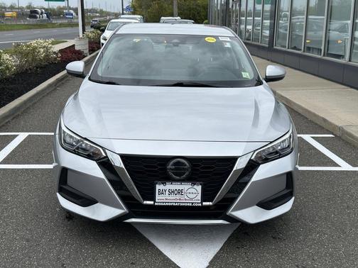 Brilliant Silver Metallic 2023 Nissan Sentra SV