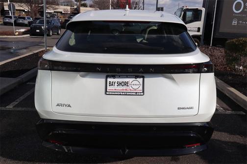 2024 Nissan ARIYA ENGAGE