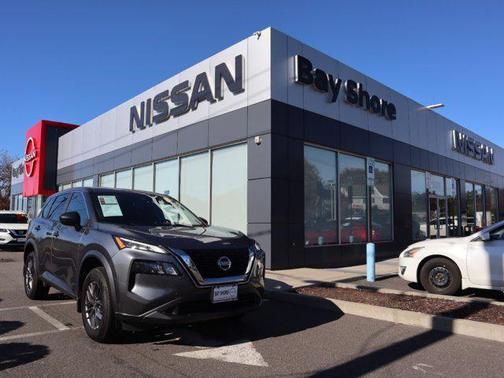 Gun Metallic 2021 Nissan Rogue S