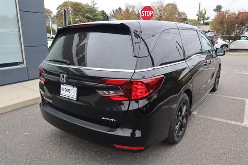 2023 Honda Odyssey Sport