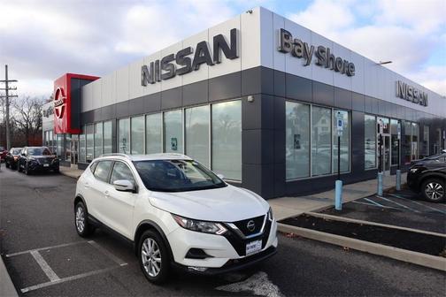 2022 Nissan Rogue Sport SV