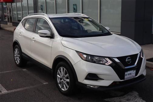 2022 Nissan Rogue Sport SV