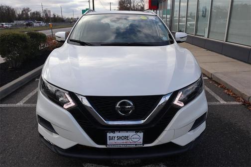 2022 Nissan Rogue Sport SV