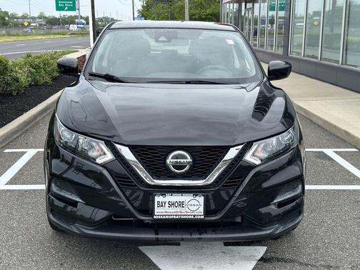 Magnetic Black Pearl 2021 Nissan Rogue Sport S