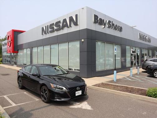 2024 Nissan Altima SR FWD