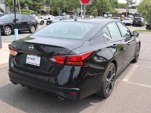 2024 Nissan Altima SR FWD