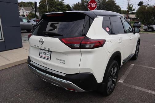 2023 Nissan Rogue Platinum