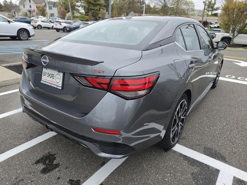 Gun Metallic 2024 Nissan Sentra SR