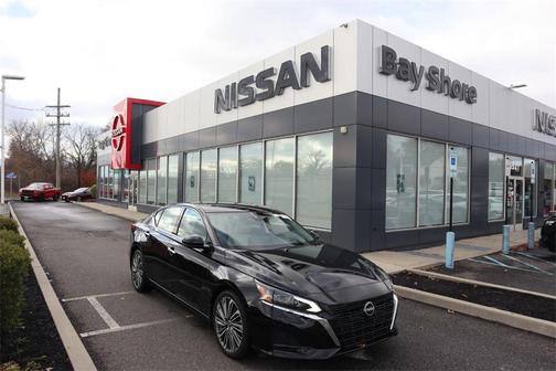 2025 Nissan Altima 2.5 SL