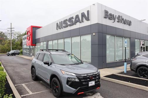 2025 Nissan Rogue Rock Creek