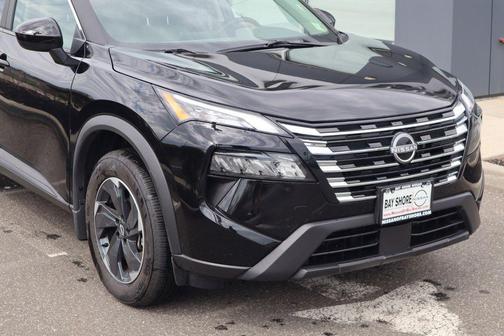 Super Black 2025 Nissan Rogue SV