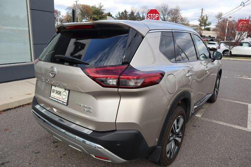 2022 Nissan Rogue Platinum