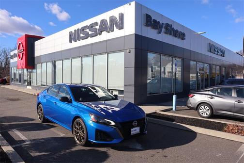 2025 Nissan Altima SR FWD