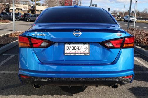 2025 Nissan Altima SR FWD