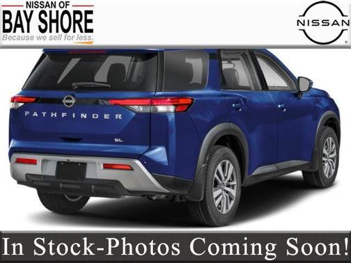 Brilliant Silver Metallic 2025 Nissan Pathfinder SL 4WD